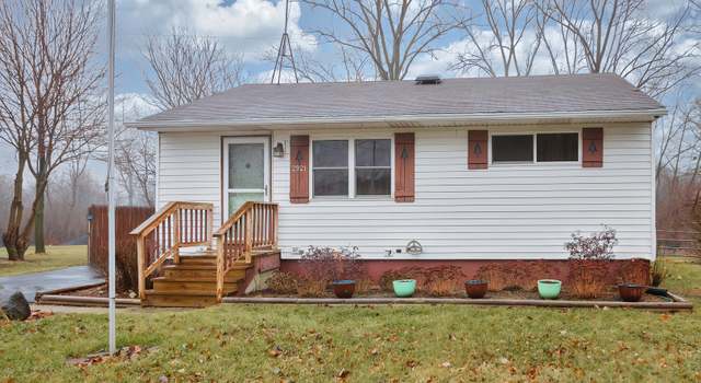 Photo of 2921 N Pine St, Waukegan, IL 60087
