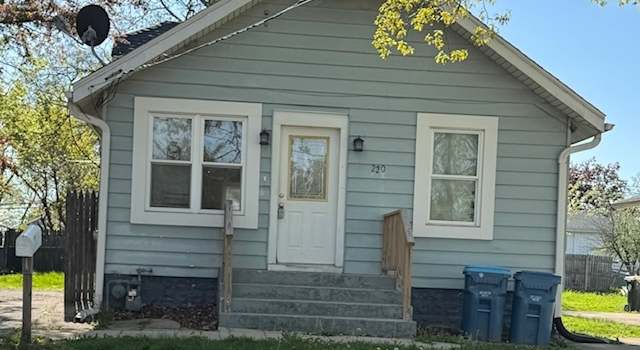 Photo of 220 N Sumner Ave, Aurora, IL 60505