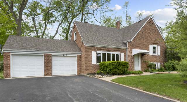 Photo of 210 N Wheeling Rd, Prospect Heights, IL 60070