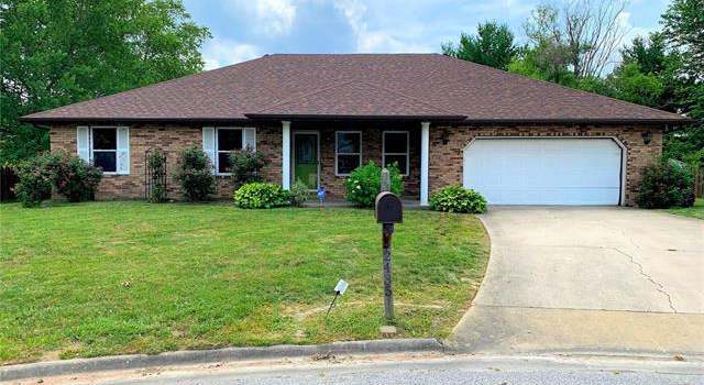 Photo of 2435 Greenfield Ct, Belleville, IL 62221