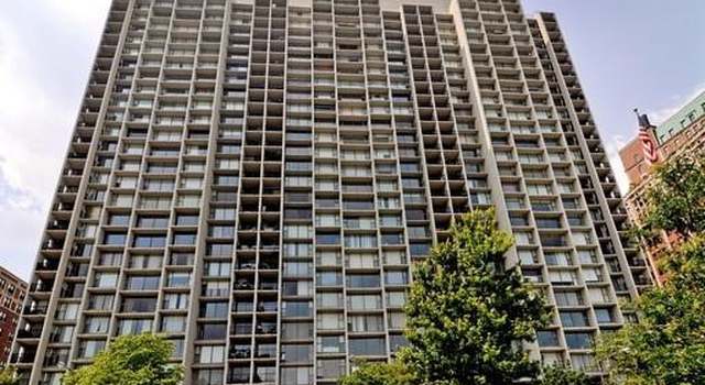Photo of 3200 N Lake Shore Dr #2102, Chicago, IL 60657