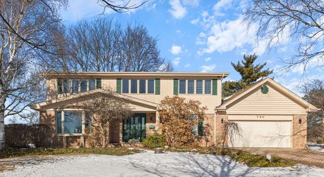Photo of 740 Winston Dr, Elk Grove Village, IL 60007