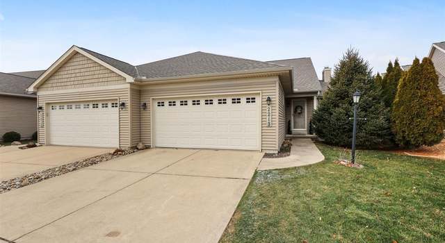 Photo of 2213 S Stonebrooke Ct, Urbana, IL 61802