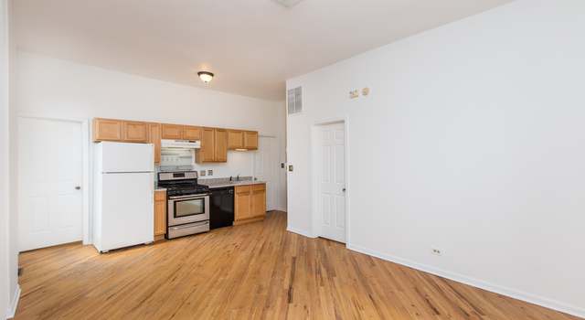 Photo of 1538 N ROCKWELL St Unit 2F, Chicago, IL 60622