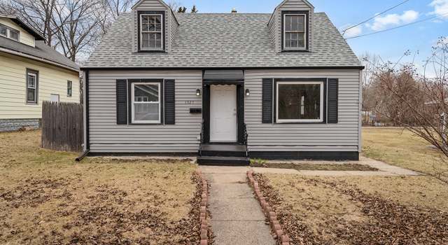 Photo of 1027 Knowlton St, Rockford, IL 61102