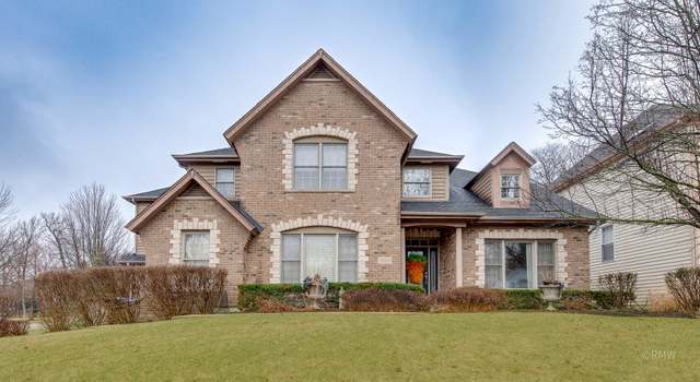 Photo of 1990 Cool Creek Dr, St. Charles, IL 60174