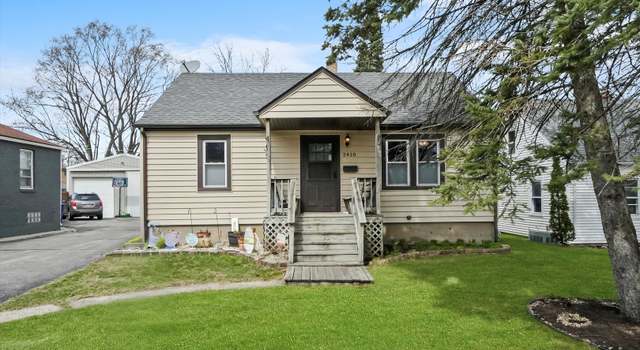 Photo of 2410 W Ridgeland Ave, Waukegan, IL 60085