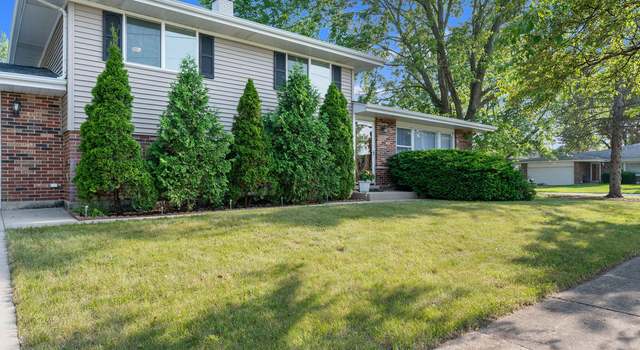 Photo of 537 W Stearns Rd, Bartlett, IL 60103
