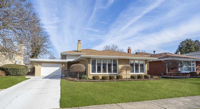 Photo of 10409 S Laporte Ave, Oak Lawn, IL 60453