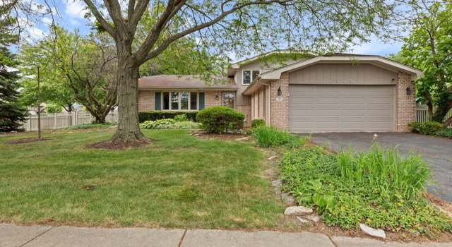Photo of 13635 W Ironwood Cir, Homer Glen, IL 60491