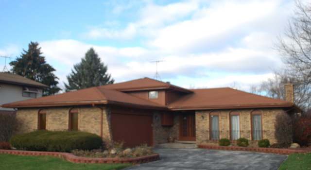 Photo of 4312 Pinewood Ln, Matteson, IL 60443