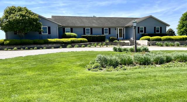 Photo of 80 N 14th Rd, Lostant, IL 61334