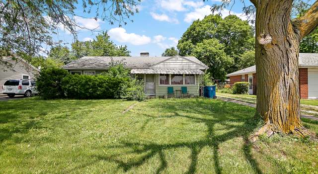 Photo of 345 W Brookmont Blvd, Bradley, IL 60915