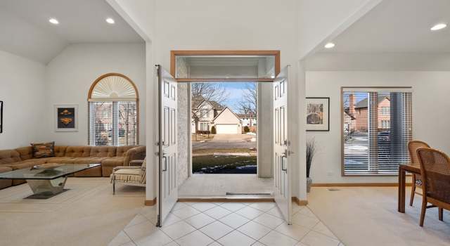 Photo of 3775 Timbers Edge Ln, Glenview, IL 60025