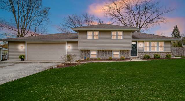 Photo of 29W125 Bolles Ave, West Chicago, IL 60185