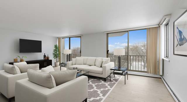 Photo of 20 N Tower Rd Unit 4F, Oak Brook, IL 60523