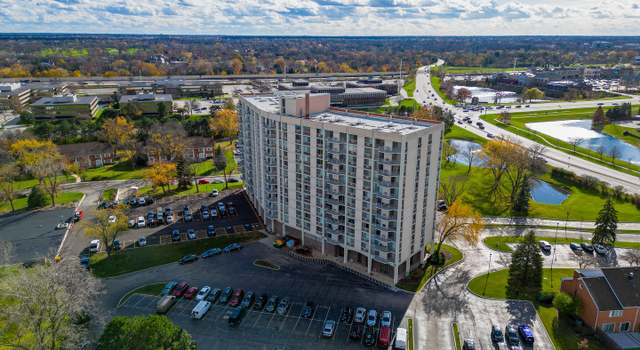 Photo of 20 N Tower Rd Unit 4F, Oak Brook, IL 60523