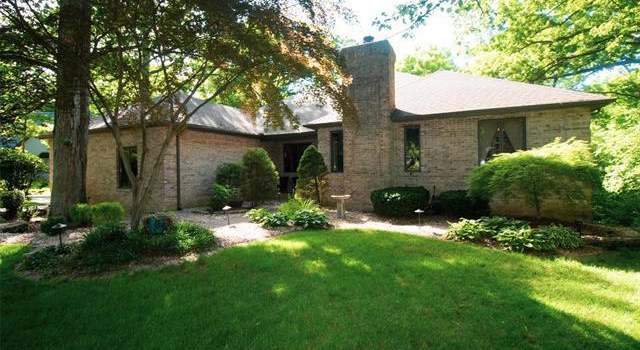 Photo of 28 Northwoods Trl, Highland, IL 62249