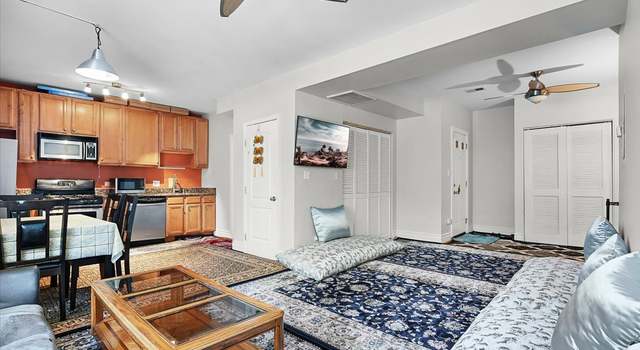 Photo of 6259 N Mozart St #2, Chicago, IL 60659