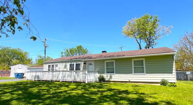 Photo of 3403 Susan Ln, Steger, IL 60475