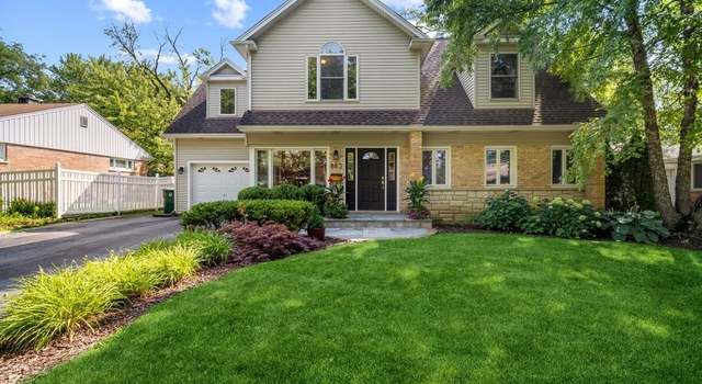 Photo of 863 Meadow Rd, Northbrook, IL 60062
