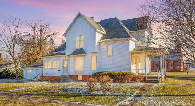 Photo of 300 S Macon St, Bement, IL 61813