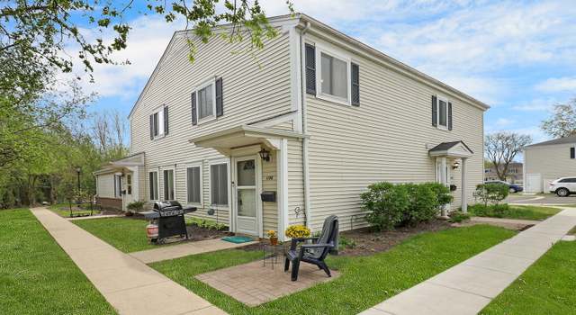 Photo of 1196 Cove Dr Unit 151C, Prospect Heights, IL 60070