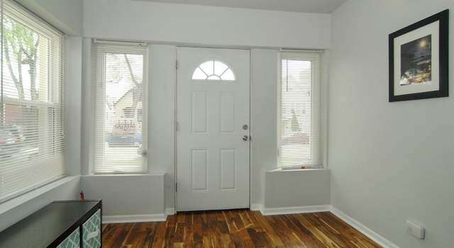 Photo of 4716 W Hutchinson St, Chicago, IL 60641