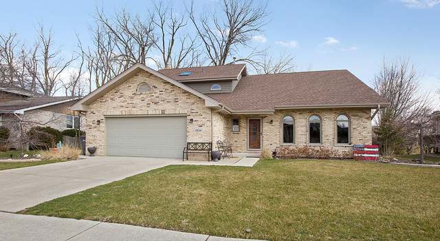 Photo of 11534 Brookwood Dr, Orland Park, IL 60467