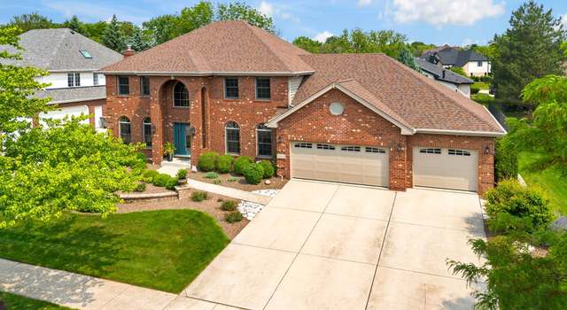Photo of 10932 Royal Glen Dr, Orland Park, IL 60467