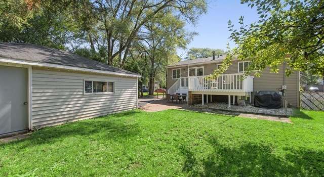 Photo of 207 Bedford Rd, Bolingbrook, IL 60440