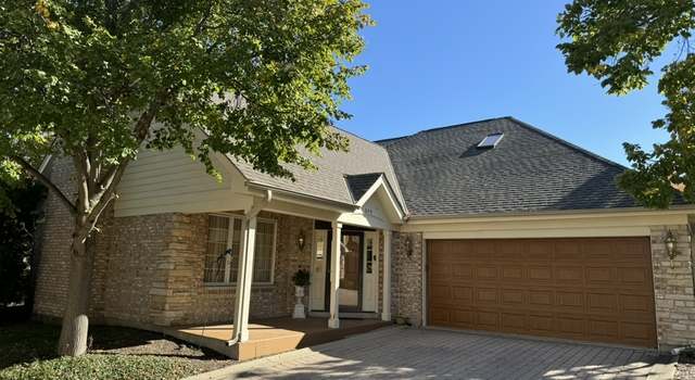 Photo of 309 Rivershire Ct, Lincolnshire, IL 60069