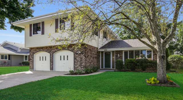 Photo of 809 Westfield Ln, Schaumburg, IL 60193