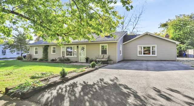 Photo of 1103 Kinmonth Dr, Joliet, IL 60433