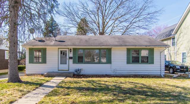 Photo of 22 Westend Ave, Westmont, IL 60559