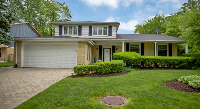Photo of 3423 Maple Leaf Dr, Glenview, IL 60026