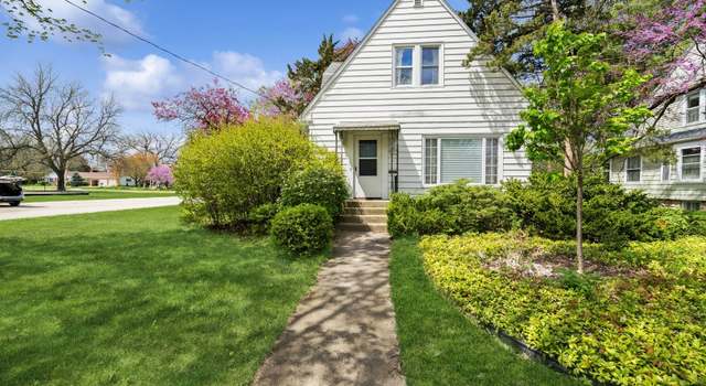 Photo of 131 Alma St, Sycamore, IL 60178