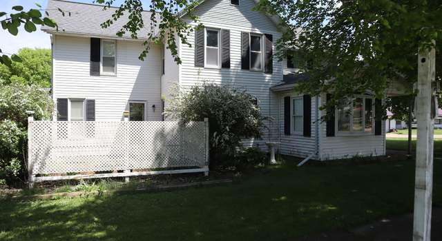 Photo of 108 E Elm St, Manlius, IL 61338