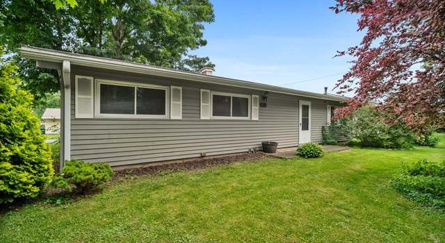 Photo of 20 Fairlawn, Clinton, IL 61727