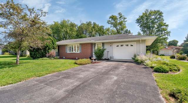 Photo of 335 N Washington St, Coal City, IL 60416