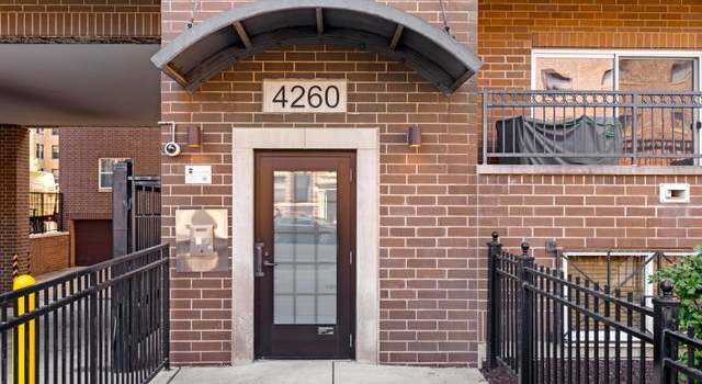 Photo of 4260 N Broadway St #202, Chicago, IL 60613