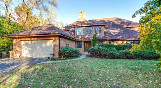 Photo of 1695 Meadow Ln, Bannockburn, IL 60015