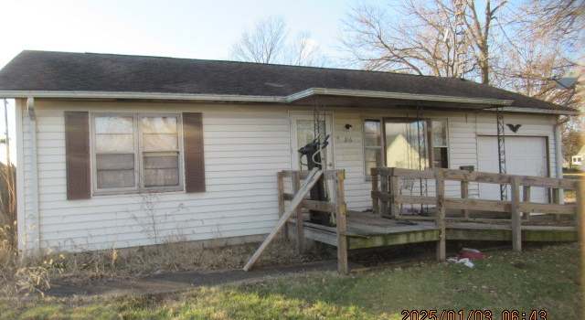 Photo of 216 N Colorado St, Chrisman, IL 61924