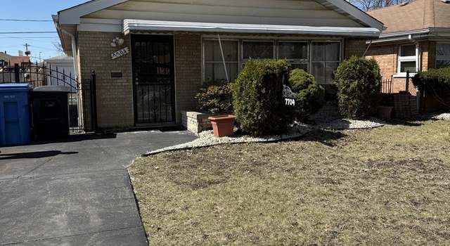 Photo of 7704 S Kilpatrick Ave, Chicago, IL 60652
