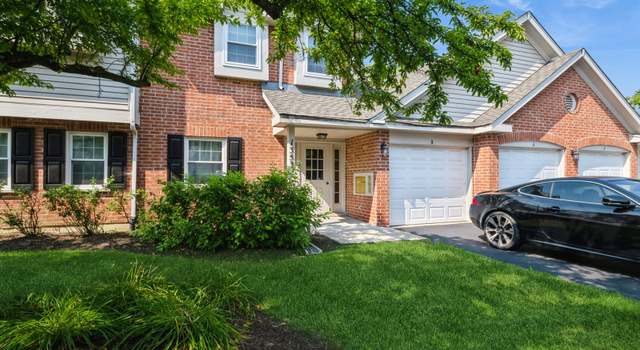 Photo of 1353 E Evergreen Dr #6, Palatine, IL 60074