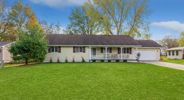 Photo of 1706 Fairside Dr, Sandwich, IL 60548