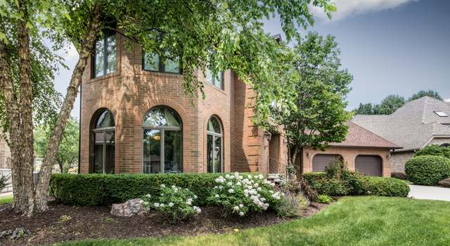 Photo of 816 Spring Valley Ct, Schaumburg, IL 60193