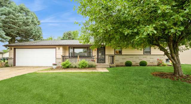 Photo of 7706 Deerfield Rd, Loves Park, IL 61111