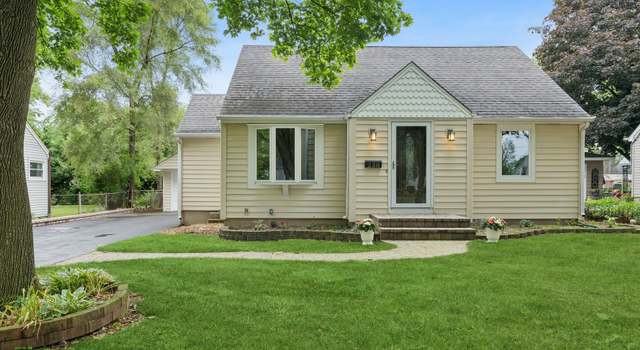 Photo of 238 Weaver Dr, Cary, IL 60013