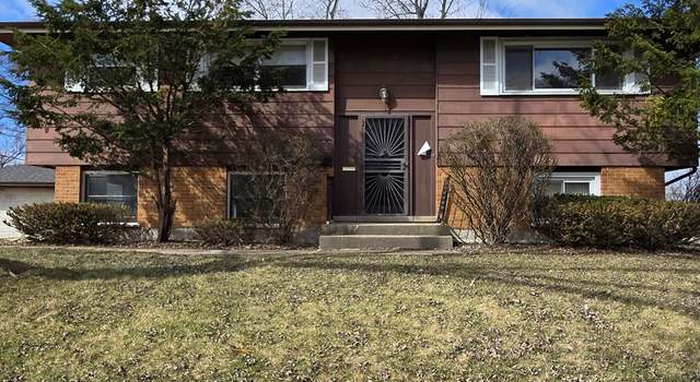 Photo of 18900 Loras Ln, Country Club Hills, IL 60478